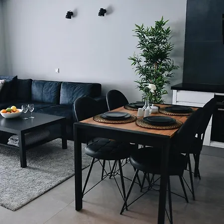 Квартира 1+1/Центр, 5 Мин От Пляжа Клеопатра Alanya